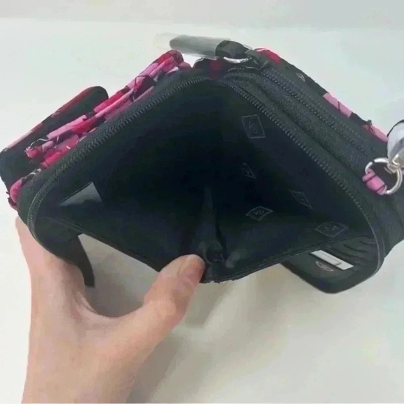 Vera Bradley Mickey's Whimsical Balloons RFID All In One‎ Crossbody - Picture 5 of 10